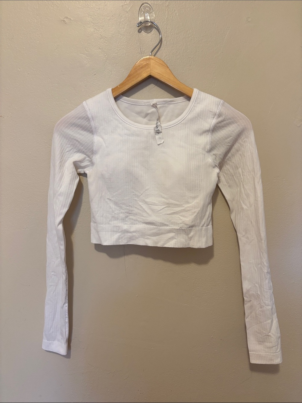 lululemon athletica White Ribbed Long-Sleeve Cropped Top